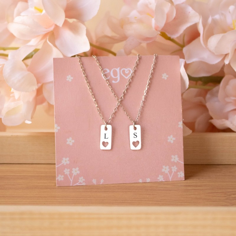 Dúo de cadenas con inicial