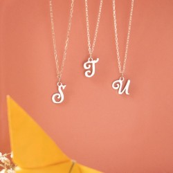 Cadena inicial cursiva