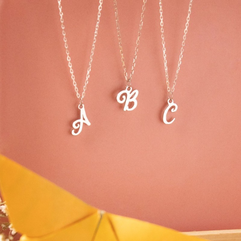 Cadena inicial cursiva