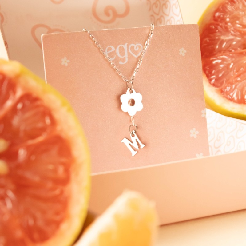 Cadena flor e inicial